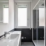 Apartment Bernini In Zona Sant'orsola By Wonderful Italy *