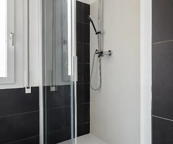 Bernini In Zona Sant'orsola By Wonderful Italy *