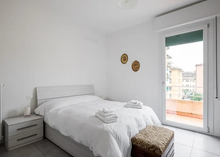 Bernini In Zona Sant'orsola By Wonderful Italy